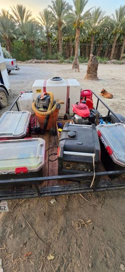 Car detailing equipment and tools with trailer/ equipo para detallar y llavar carros