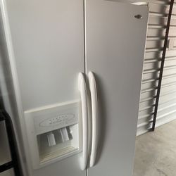 Refrigerator Maytag 