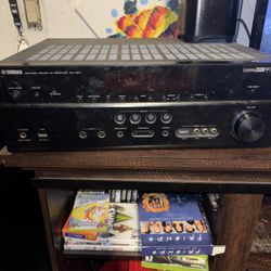 Yamaha Stereo Receiver