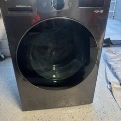 LG 5.0cu Smart Washer/Dryer Combo