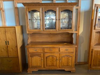 KUSHWOOD 2 Piece Wooden China Hutch