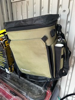Elton outdoor tackle box