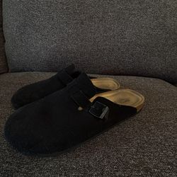 Birkenstocks Black Clogs Size 10.5-11
