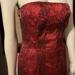 One Night Out/ Elegant Red Stapless Dress