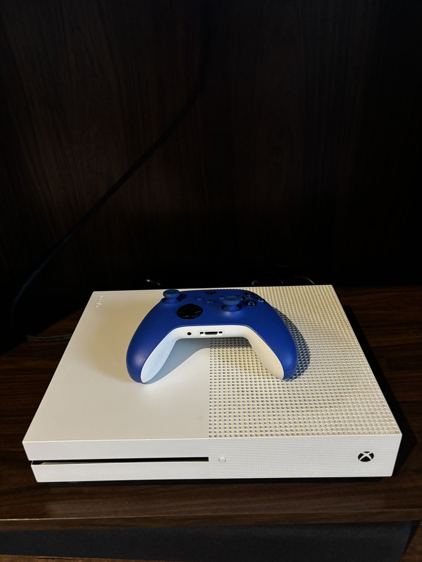 Xbox One S