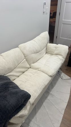 pull out couch futon