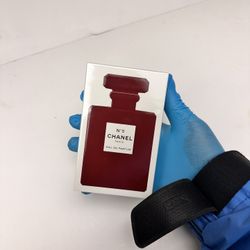 Chanel No 5 Red Edition Perfume