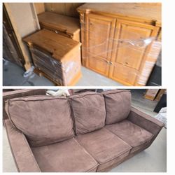 Dresser With Mirror Set/ Couches With Love Seat $400$