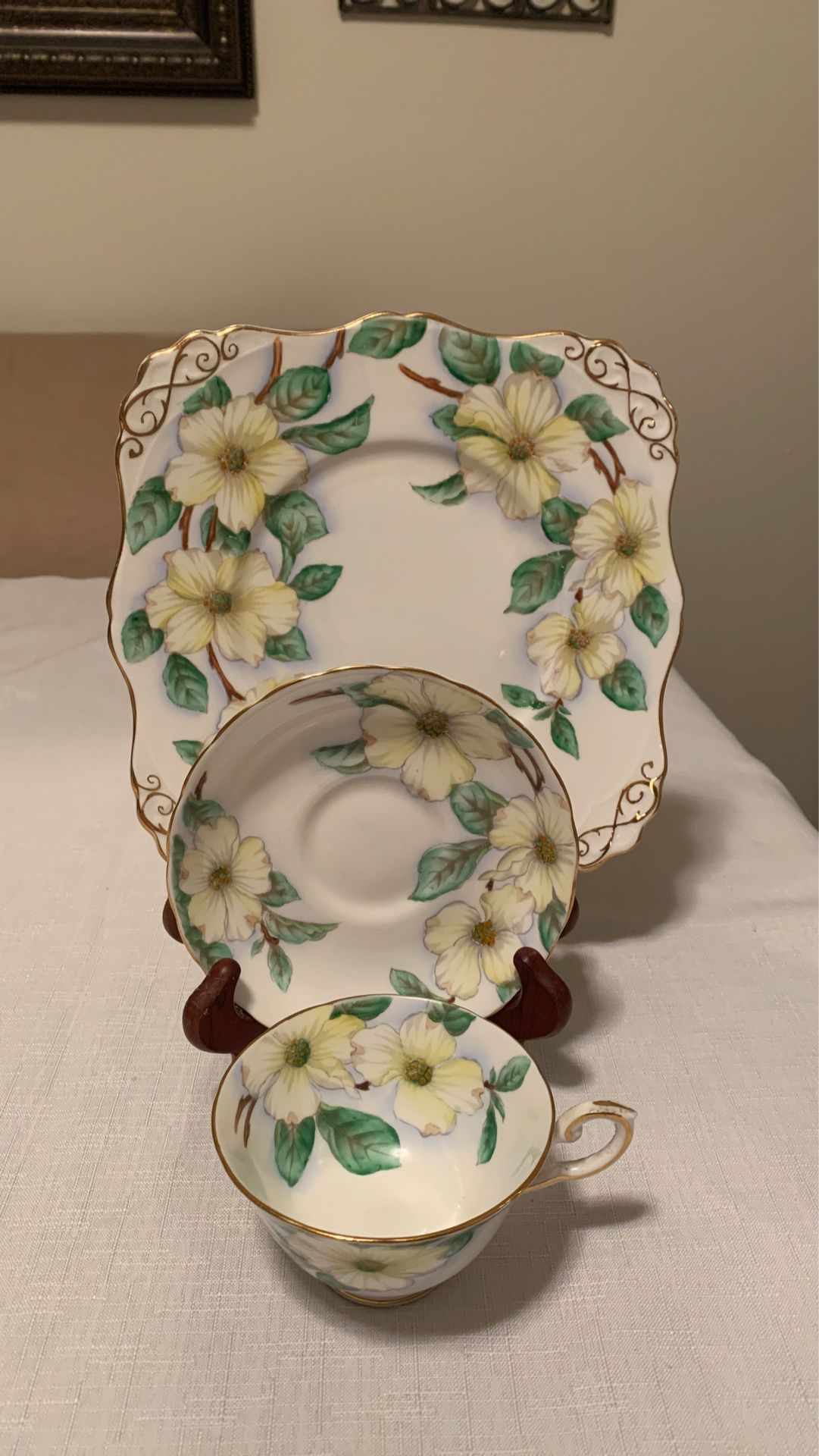 Tuscan bone China cup & saucer with sandwich plate Dogwood pattern