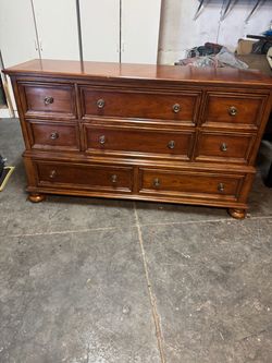 Solid Wood 9-Drawer Dresser