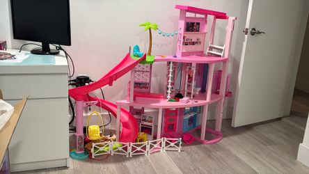 Barbie House