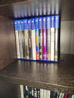 Playstation 4 Games: PS4/PS5: 14 Games