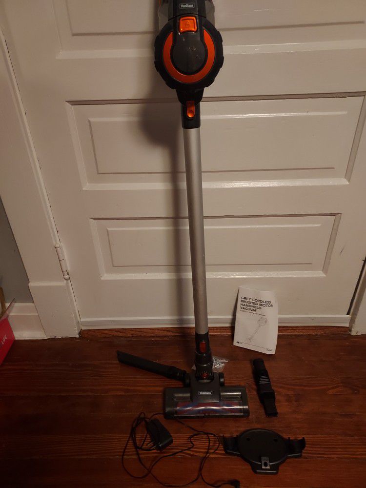 Cordless Vacuum Stick Vacuum Cleaner Kit In Very Good Condition With Accessories And Owners Operators Manual 