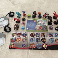 DISNEY INFINITY LOT 15+ FIGURES - 2 GAMES - 2 PORTALS - 7 DISKS - XBOX 360