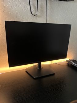 Samsung - 27" Odyssey G5 (G50F) QHD Fast IPS 180Hz 1ms G-Sync & FreeSync Compatible Gaming Monitor (DisplayPort, HDMI) - Black