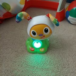 Fisher-Price Dance & Move BeatBowwow

