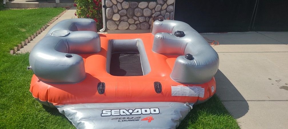 2015 Sea Doo The Aqua lounge