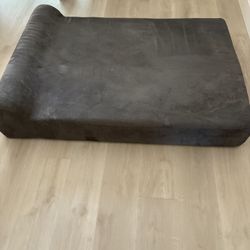 Used Big Barker XL Orthopedic Dog Bed over $300 NEW