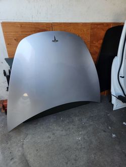 17-23 Tesla Model 3 hood oem