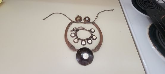 Adjustable Hand Made Set With Wood And Coconut, Unique