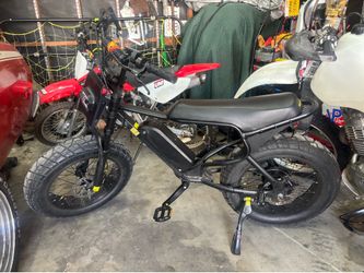 Macfox X7 Ebike 200 miles like new street legal