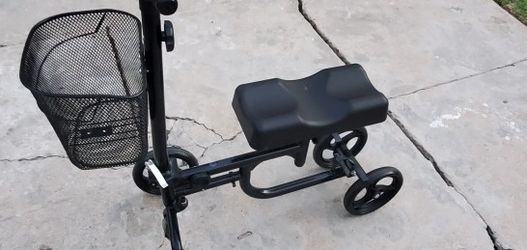 Knee Scooter