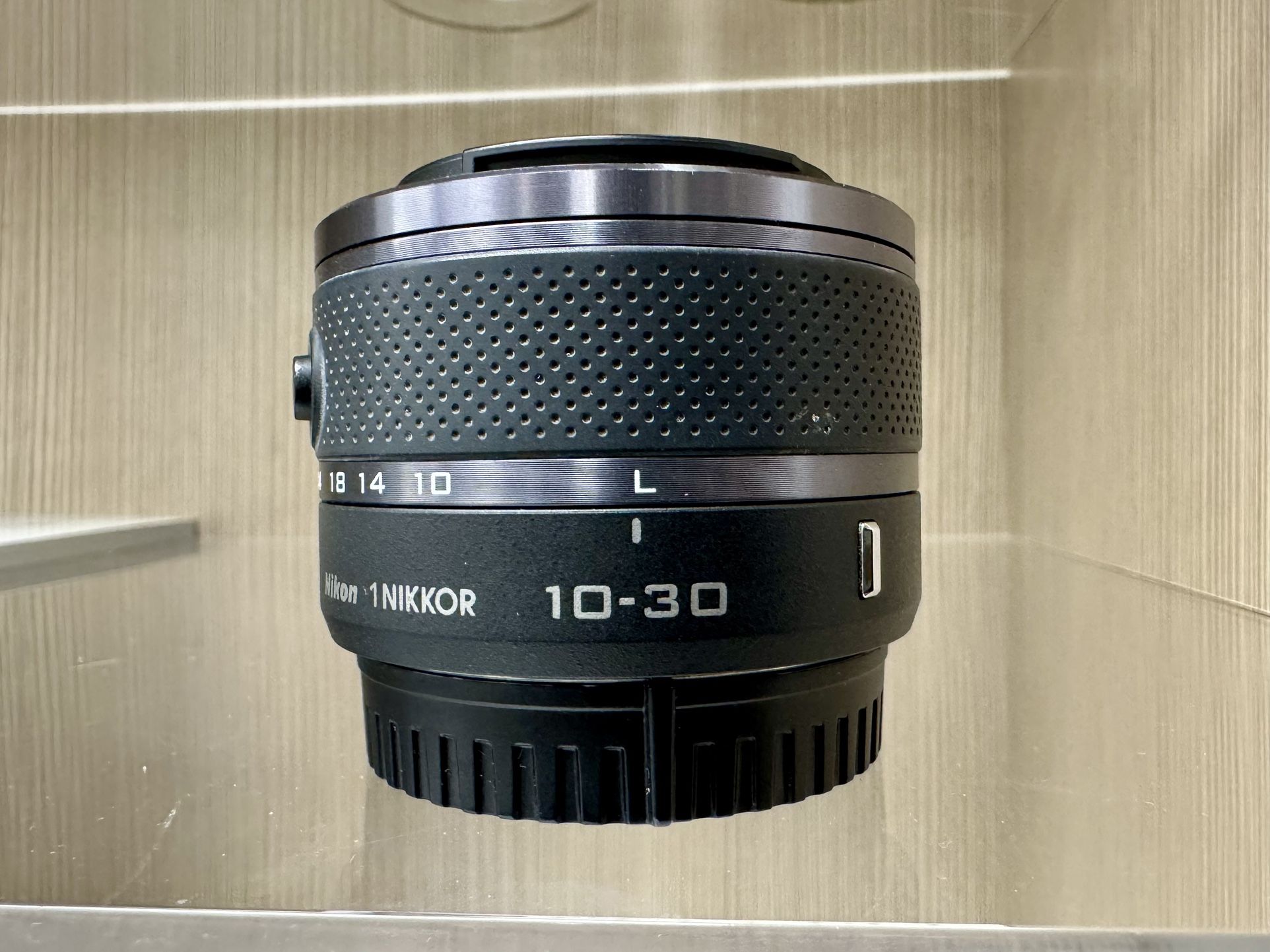 Nikon 1 10-30mm f/3.5-5.6 Zoom Lens (Nikon 1 Mount)