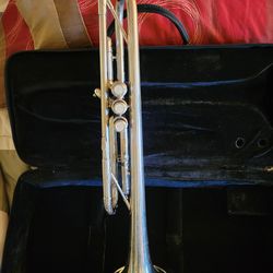 Very Nice Holton T401 Galaxy Trumpet