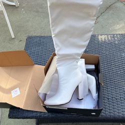 Fashion Nova - White High Boots - Size 8