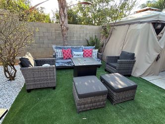 Patio furniture set outdoor new in the box