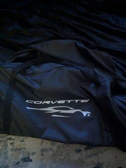 OEM Corvette C8 Indoor Car Cover Black w/ Storage . Like new. Great fit.
 $200