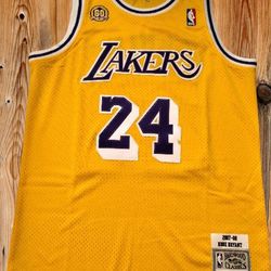 Los Angeles Lakers Jersey Kobe Bryant 
