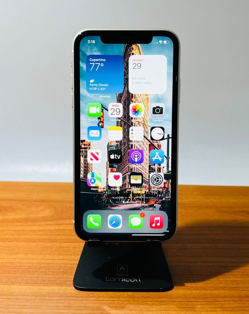 Apple iPhone 11 128GB Unlocked Fully Functional