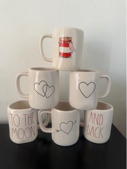 Rae Dunn mugs