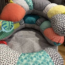 Infantino 2 In 1 Tummy Time Seat 