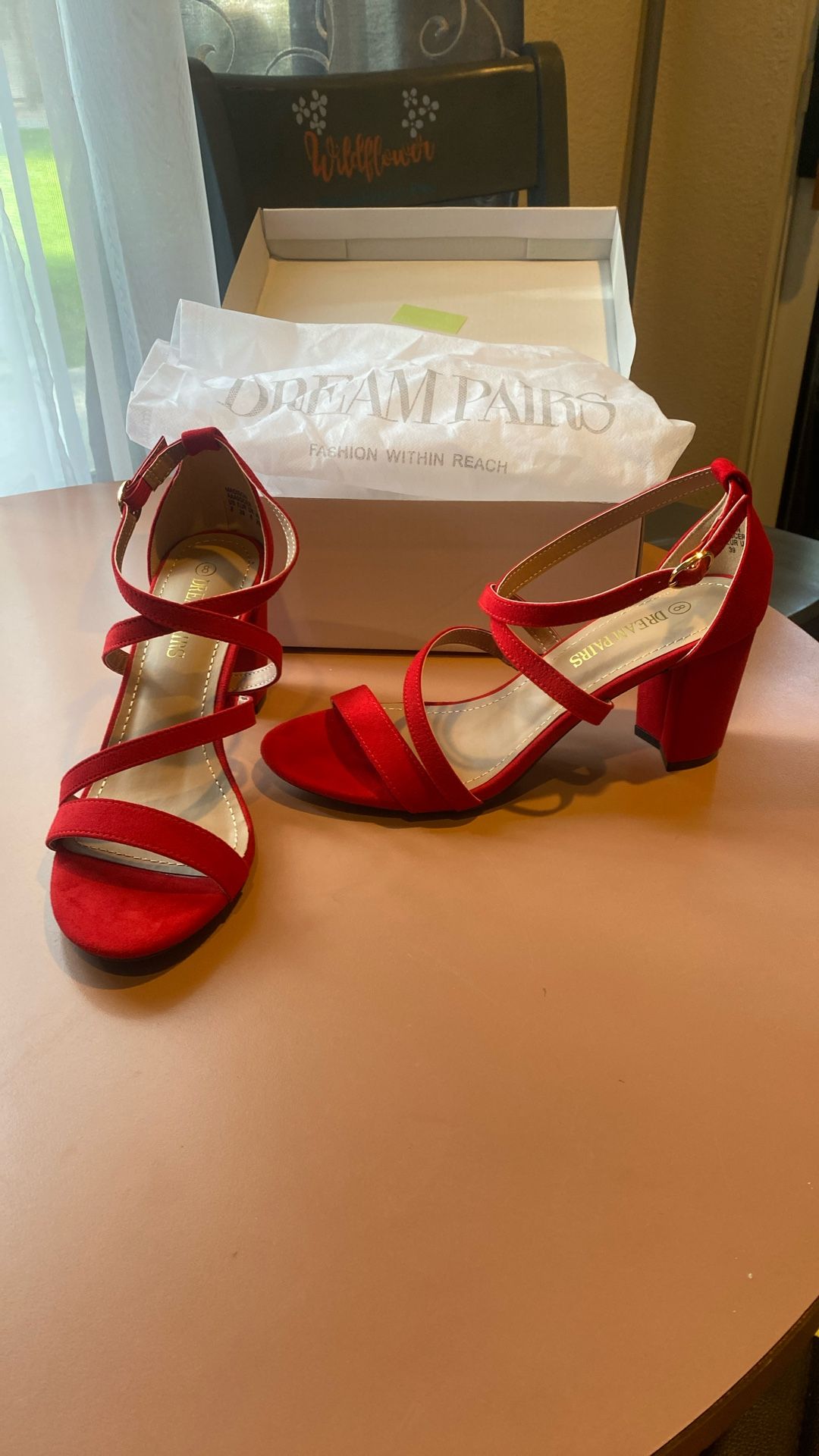 **RED CHUNKY  HIGH HEELS 👠  $15. Brand New Size 8