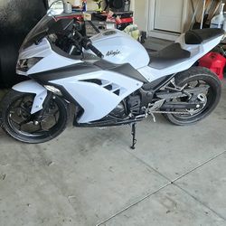 2013 Kawasaki Ninja 300