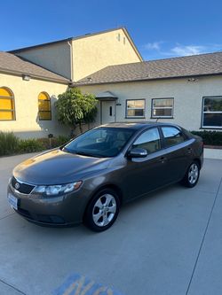2010 kia forte