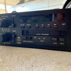 1991 GM Camaro Cassette Player 