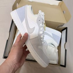 Jordan 1 Low Paris DS New Size 9 From GOAT  With Proof Of Purchased!