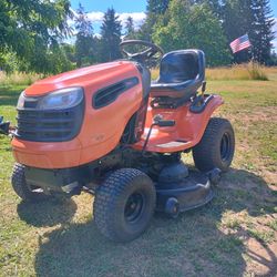Riding Lawnmower 