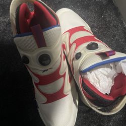 REEBOK INSTAPUMP SHOES