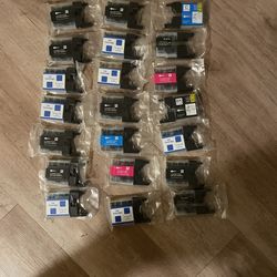 Assorted Ink Cartridges In Package 21 In All