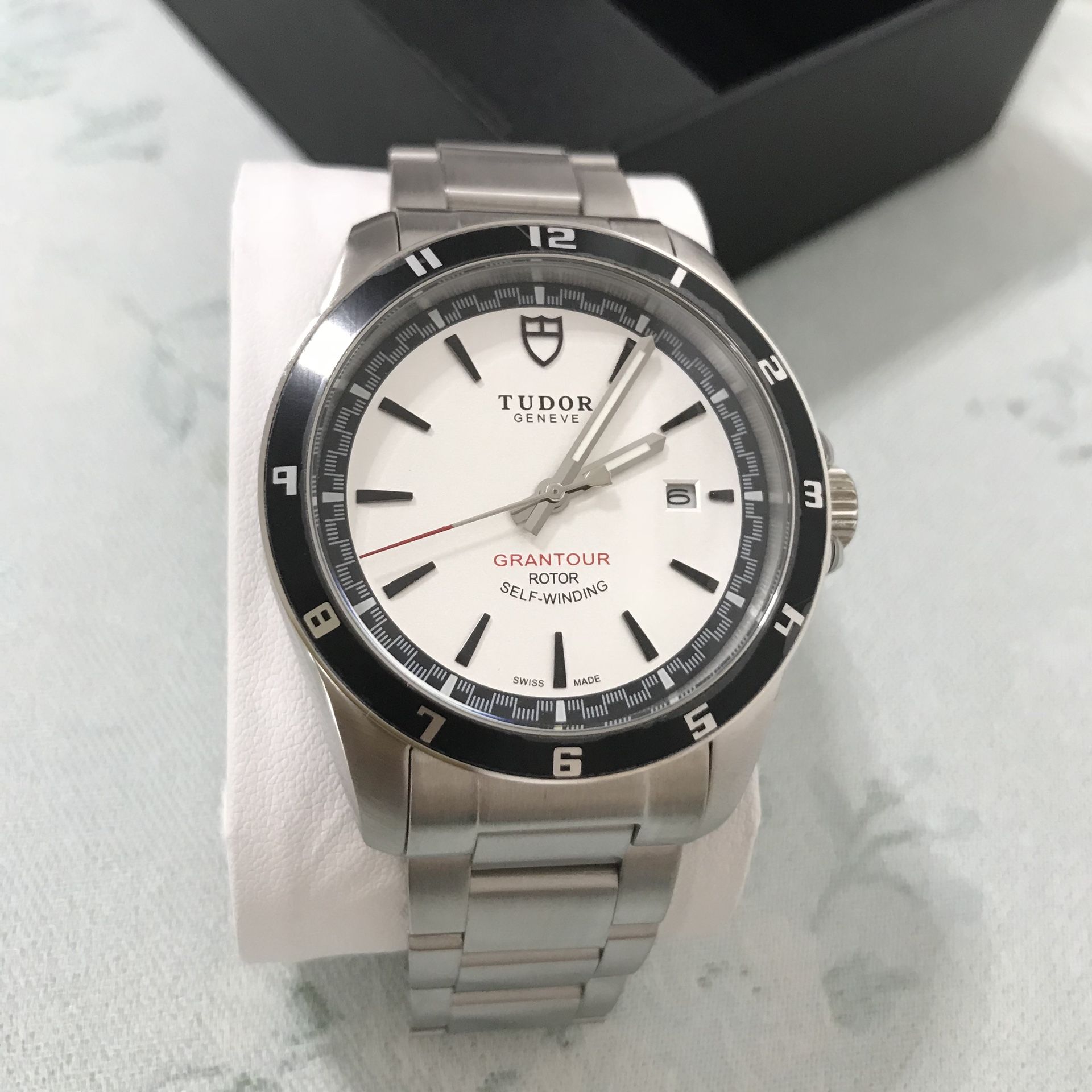 Tudor Men's White Grantour Date Watch