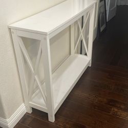 Console table 