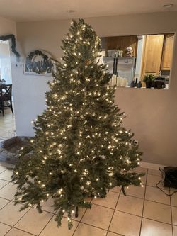 Spinning “Look Real” Christmas Tree