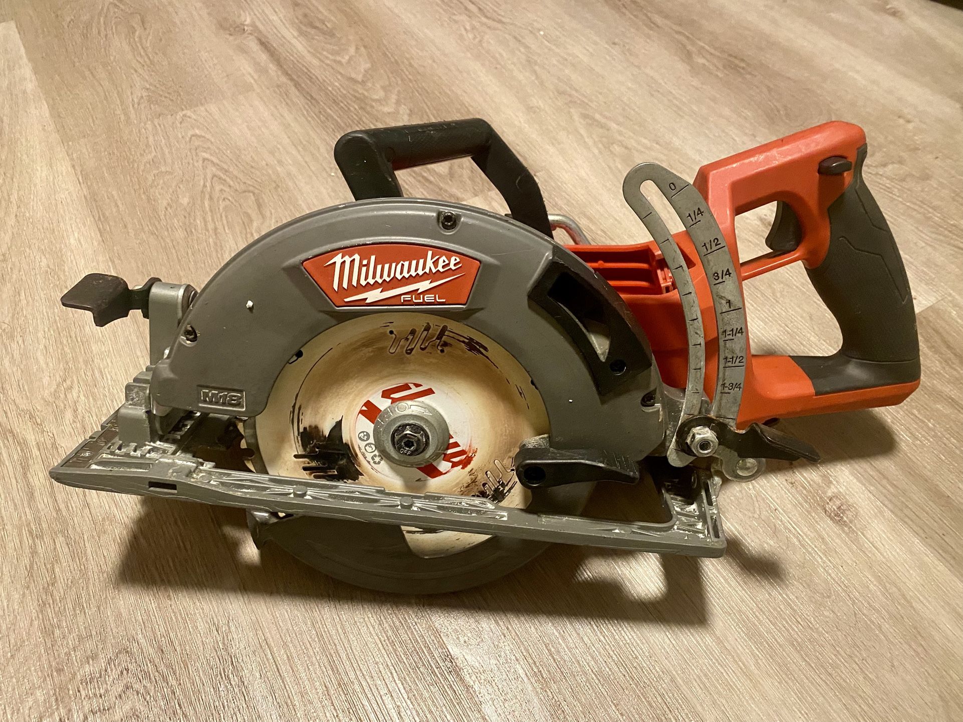 Milwaukee M18 7 1/4” Circular Saw