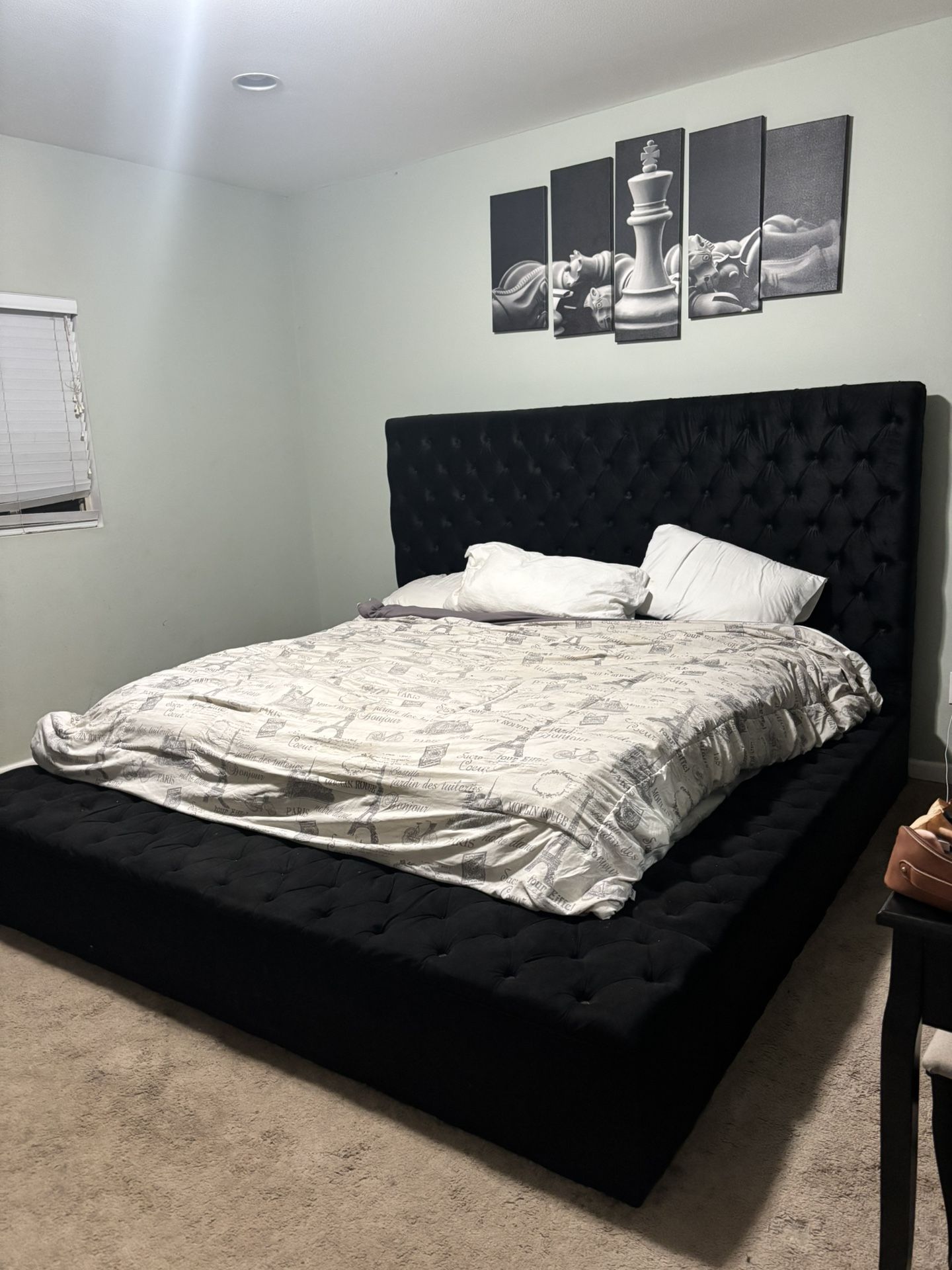 King Size Bed With Storage