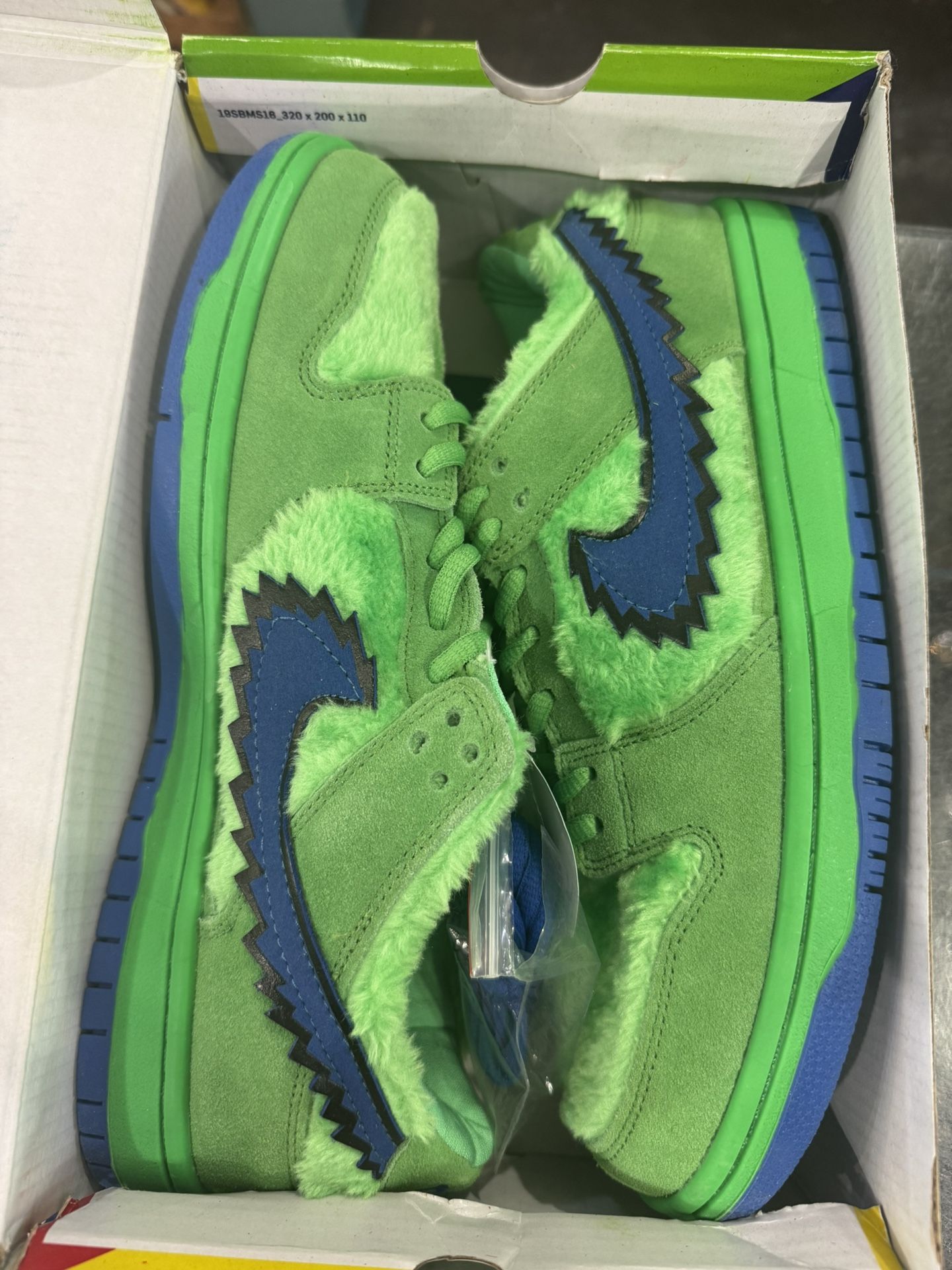 Nike SB Dunk Low Pro QS Grateful Dead 2020 Green Brand New