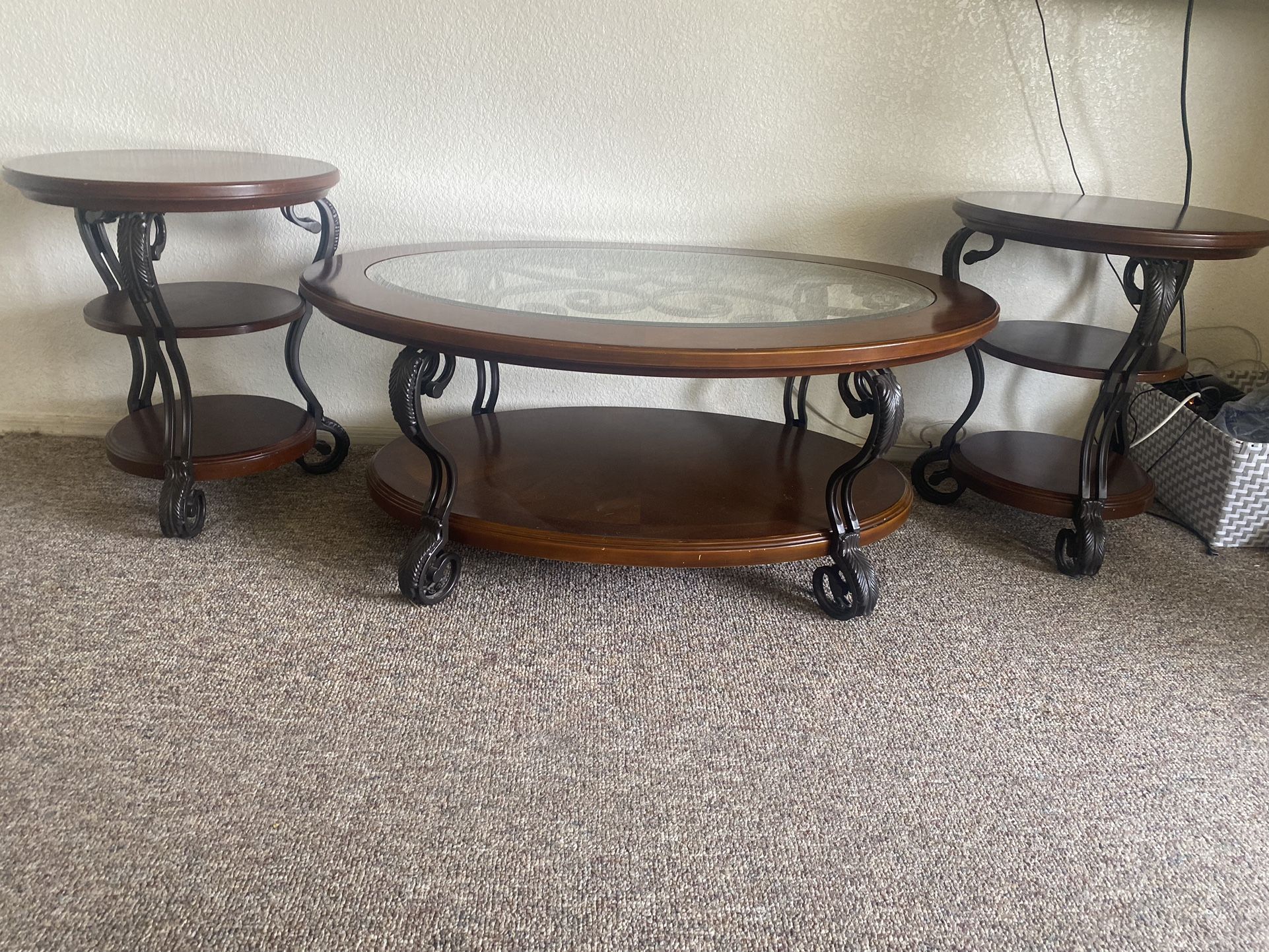 Coffee Tables (3 Pieces)